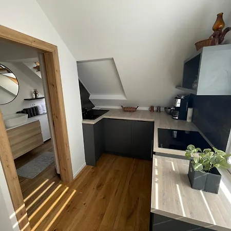 Walter Apartment